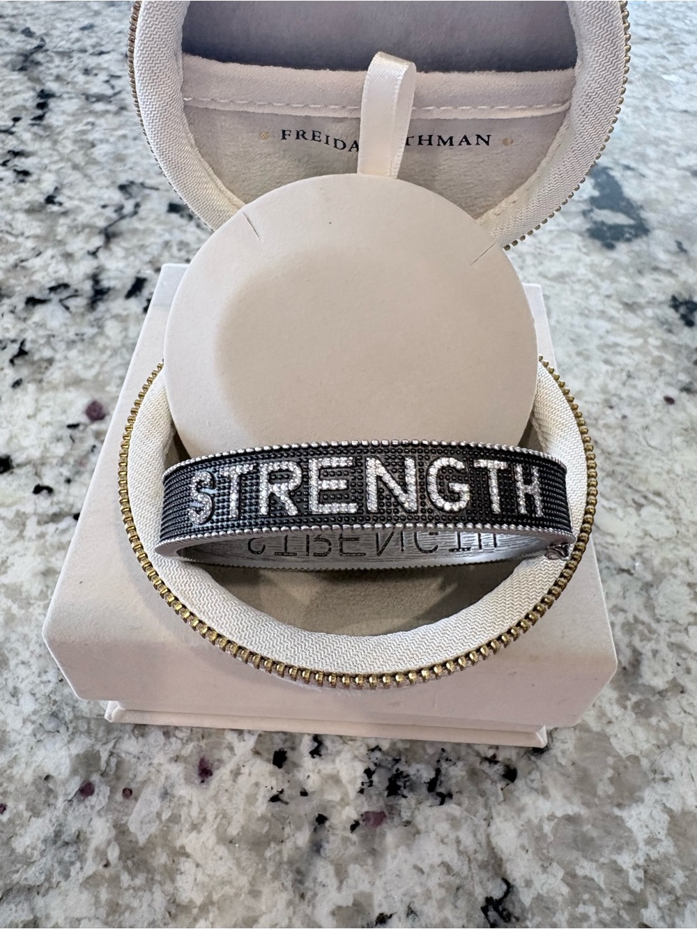 Freida Rothman STRENGTH bracelet in MINT condition gunmetal silver LIKE NEW!